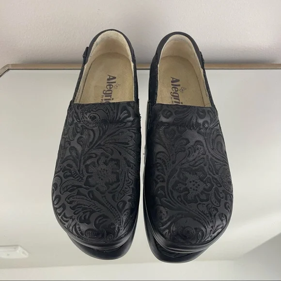 ALEGRIA Black Leather Floral Paisley Embossed Keli Professional Slip On Loafers - Picture 7 of 12